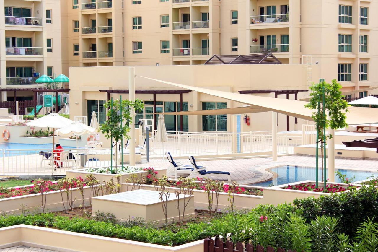 New Arabian Al Dhafra 2 The Greens 1 Br ดูไบ ภายนอก รูปภาพ